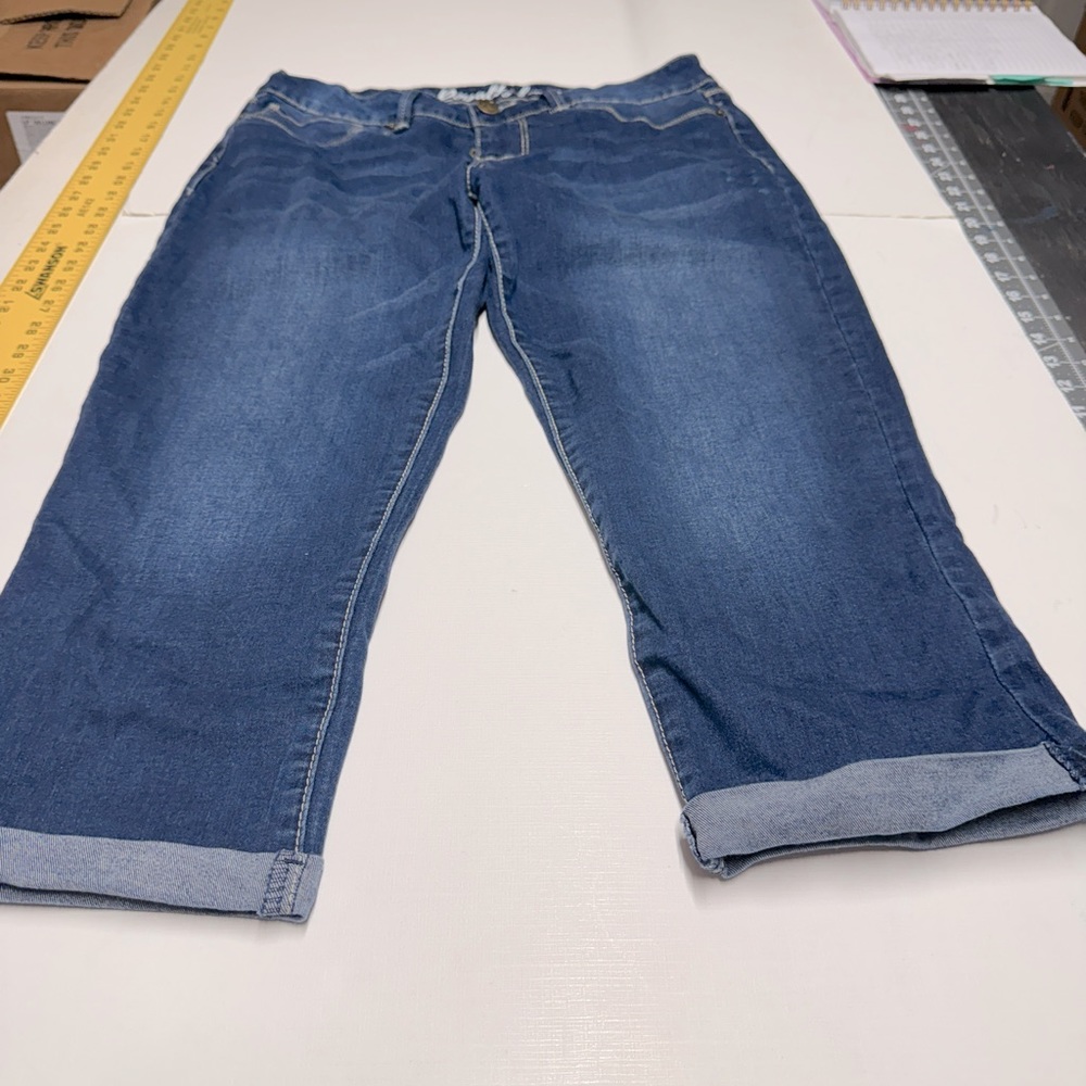 Women's Royalty for Me Capri Jeans Size 10